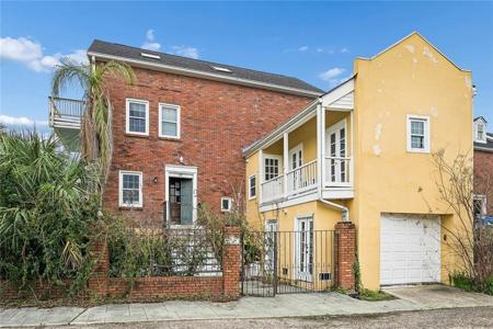 10 PLACE LAFITTE Road