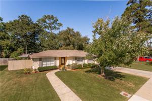 3849 OXFORD Street