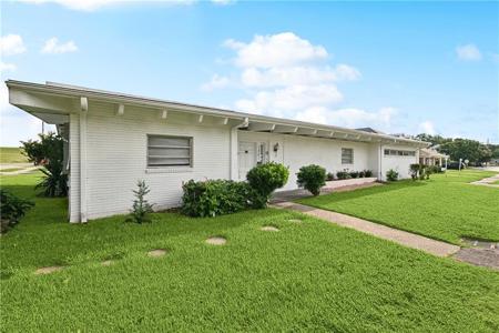 1501 POINSETTIA Drive