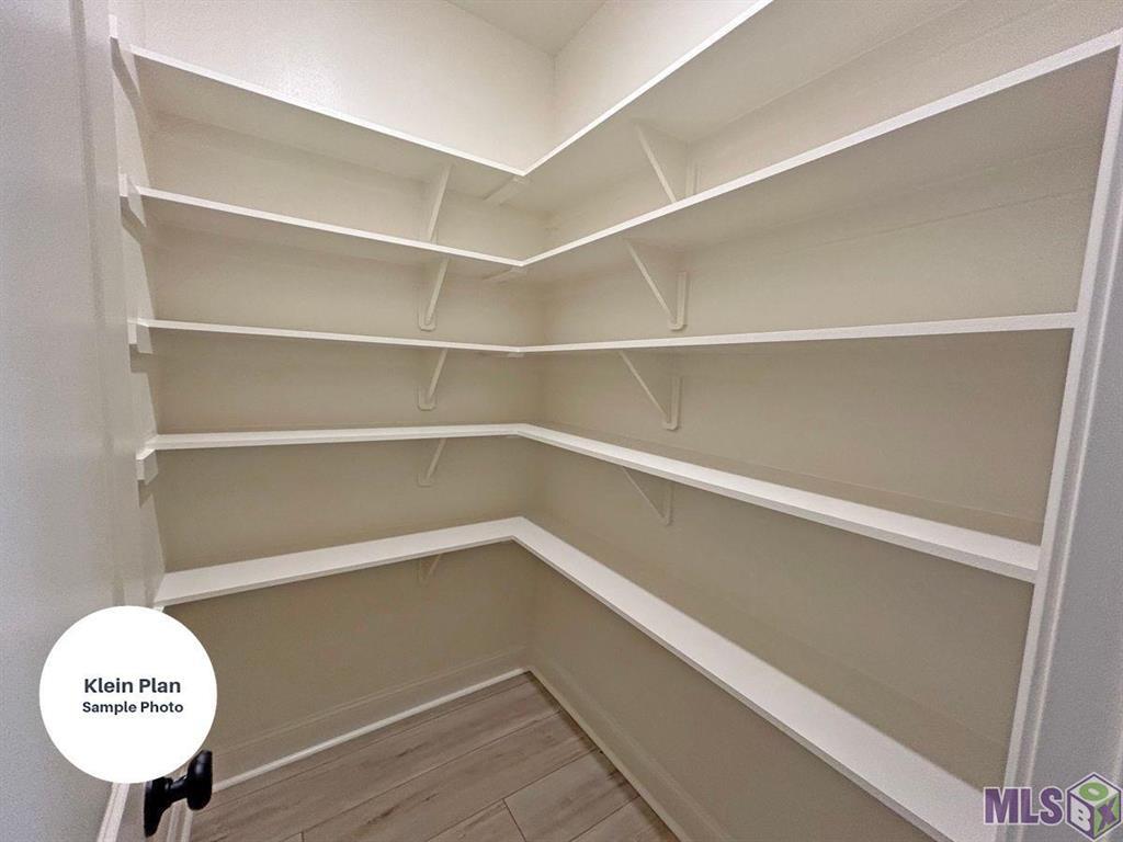 Image 4: Pantry - Sample Photo