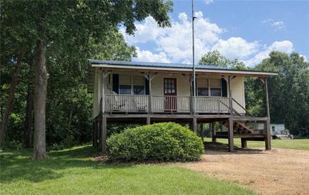 2755 HWY 3102 Highway