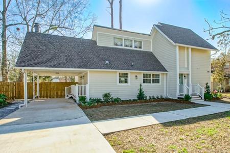 123 LIVE OAK Street