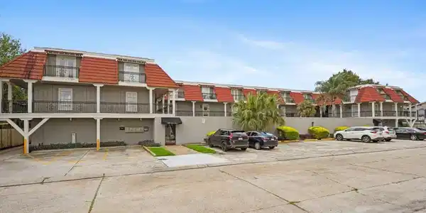 3008 5TH Street