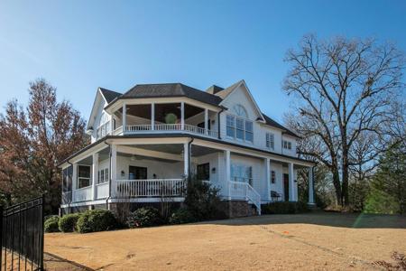 8003 Lake Cove, Oxford MS 38655