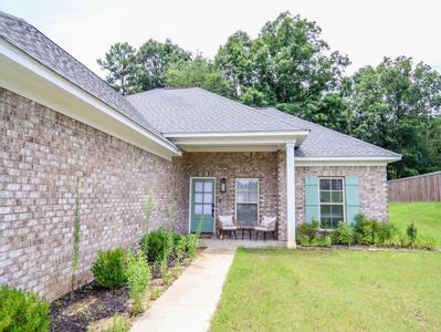 1059 Pebble Creek, Oxford MS 38655