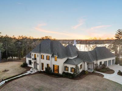 1165 East Wellsgate Dr., Oxford MS 38655
