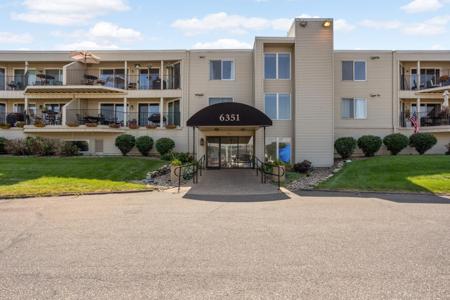 6351 Saint Croix Trail N