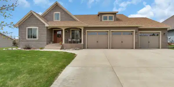 1804 4th NE