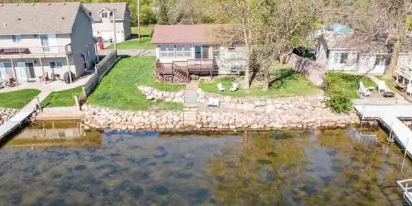 21325 Old Lake George Boulevard NW
