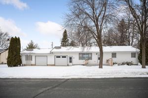 612 Frank NW