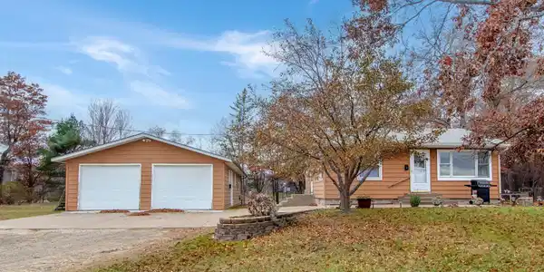 19629 State Highway 371