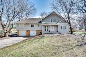 1556 Arden Place