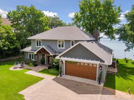 8751 N Shore Drive