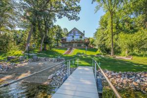 943 S Maple Lake Road SE