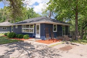 8407 Penn S