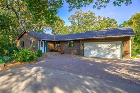 8282 Stillwater N