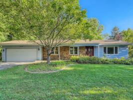 3304 Country Wood