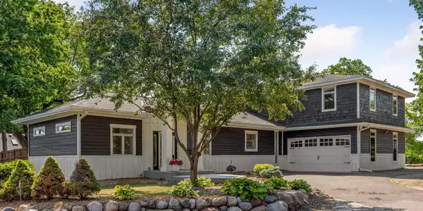 5600 Maple Heights Road