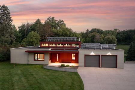 13733 Spring Lake Road