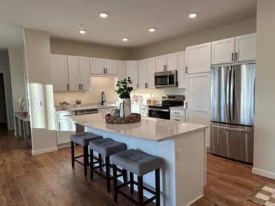 2350 Harbor Place