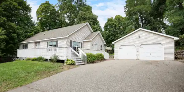 5142 Waterbury Road