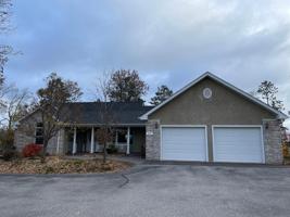 315 Lakeshore