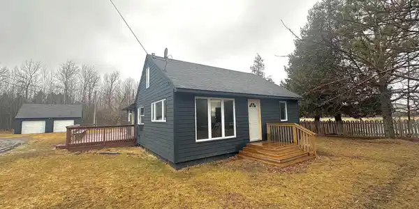 2908 Crescent