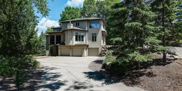 21892 Byron