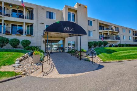6351 Saint Croix Trail N