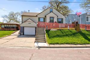 1407 Oak Beach Drive