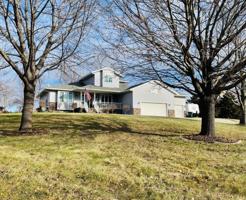 402 Country Club NE