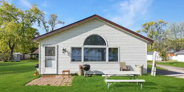 5996 Birchdale