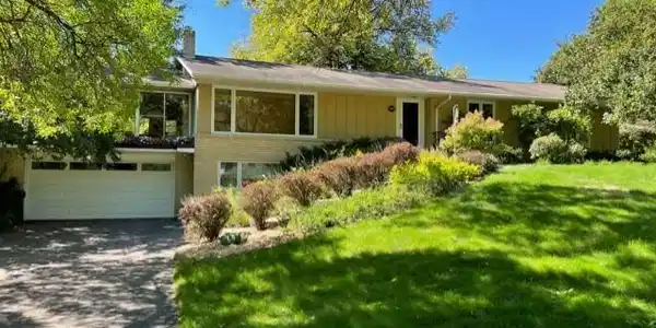 3363 Dunlap N
