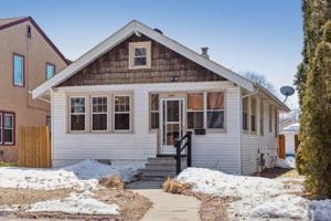 1206 Hawthorne E
