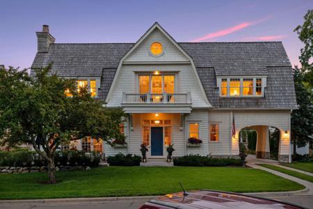 130 Lake