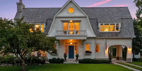 130 Lake