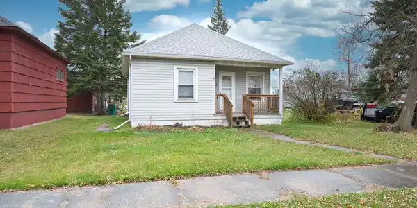 117 E Hibbing Avenue