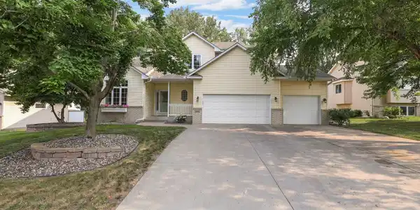 3904 Kestrel Street SW