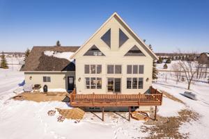 2750 Louise NW