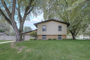2609 Highland