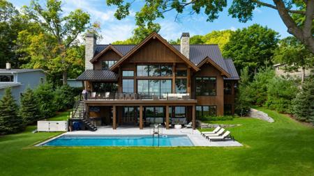 3247 Casco Circle