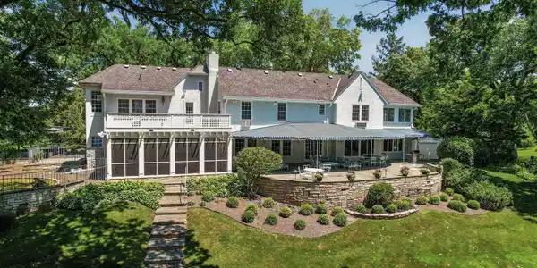 40 Dellwood Avenue