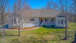 608 Robin Lane SW