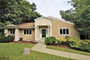 4137 Eau Claire NE