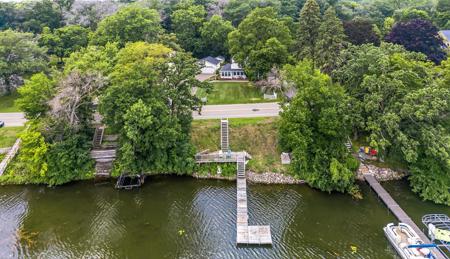 5325 W Bald Eagle Boulevard