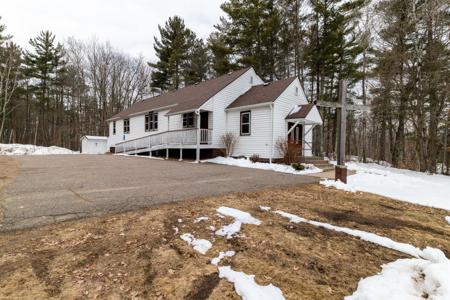 6297 Woods Bay Drive NE