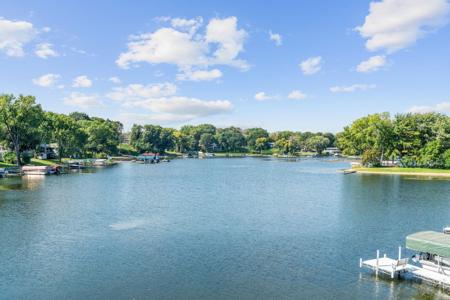 14858 Oakland Beach Avenue SE