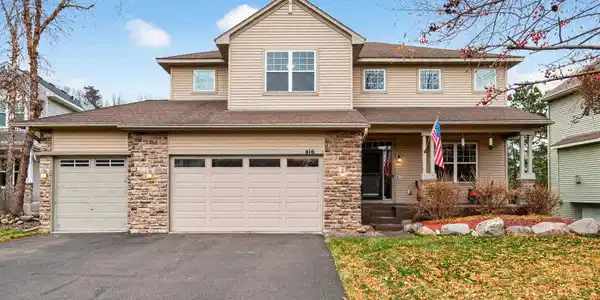 416 Creekwood Circle N