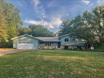 17515 Bay Lane