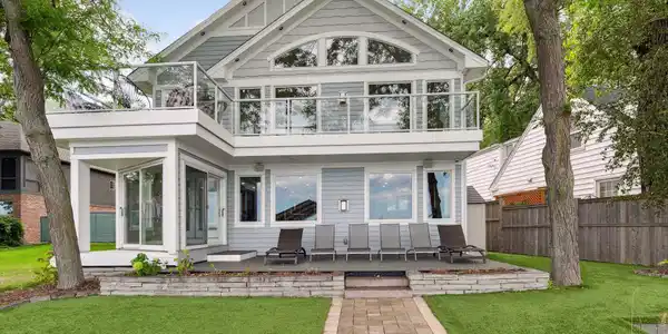 2807 Mckenzie Point